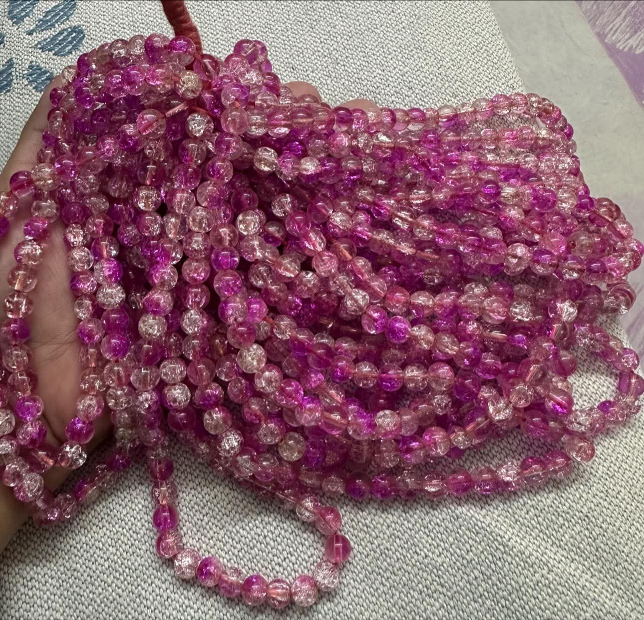 Natural beads neckline